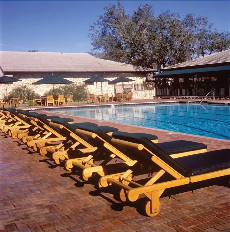 Lakeside Cottages at The Bay Hill Club