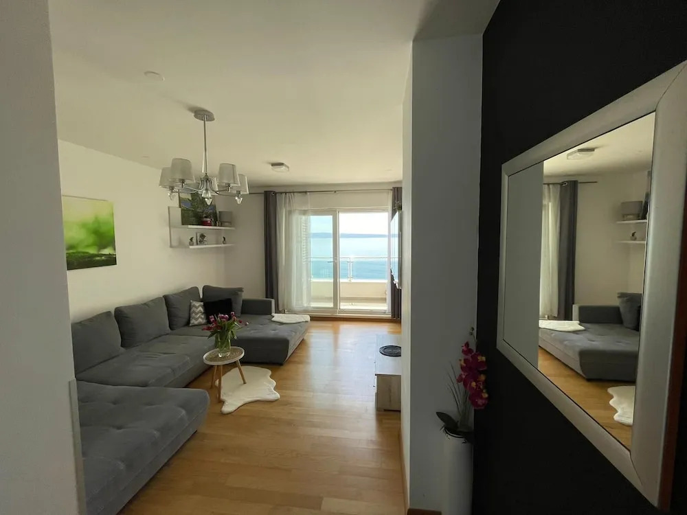 Superior Four Star Apartment