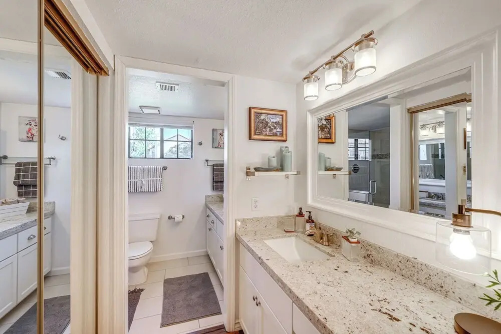 Quiet Condo w/ Pool Access, Near Arizona Boardwalk