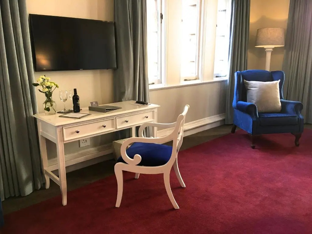 Rand Club Suites