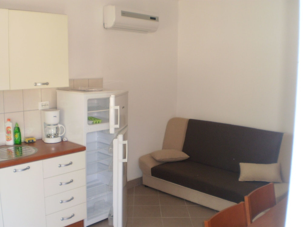 Apartments Gunja