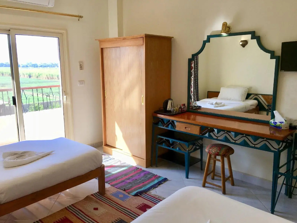 New Memnon Hotel
