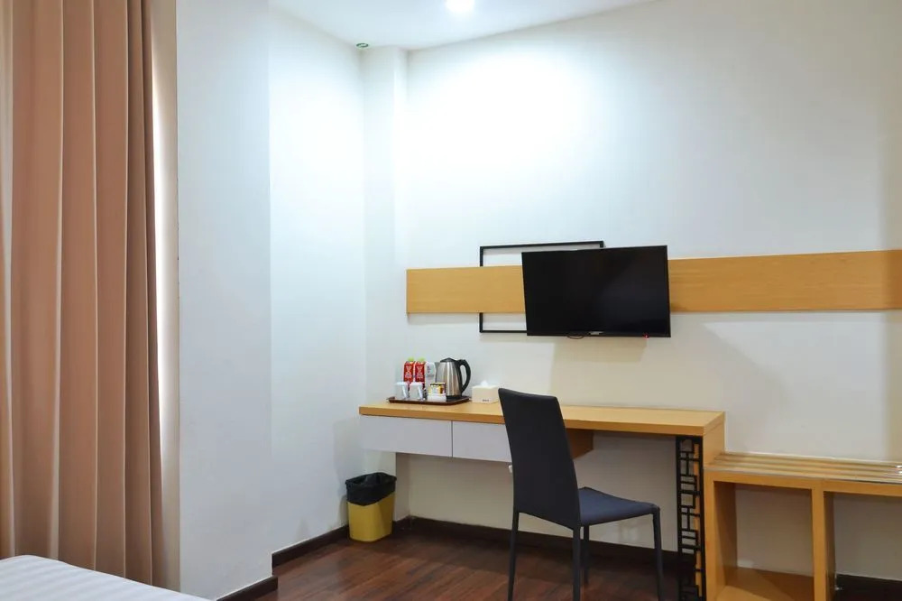 ZEN Rooms Basic Kedung Sari Wonorejo