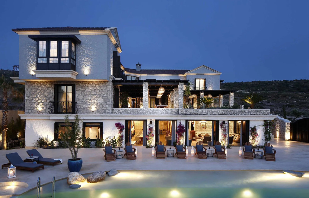 Alacatı Port Ladera Hotel