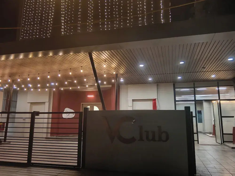 V Club
