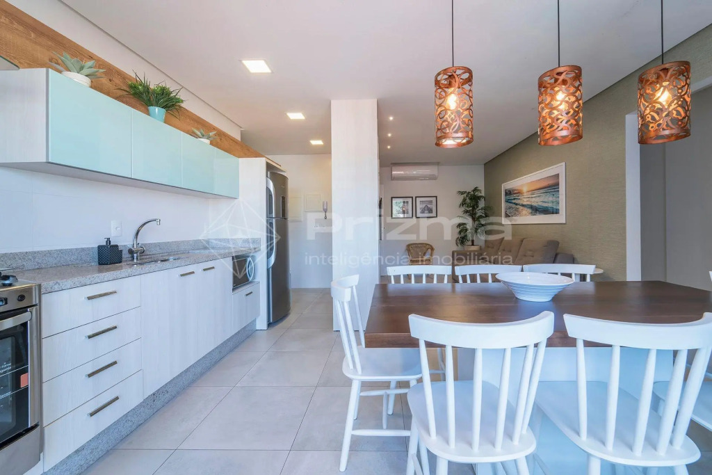PM 205 · Apartamento de Alto Padrão com Rooftop, 3 quartos na Praia Bombinhas com excelente localização.