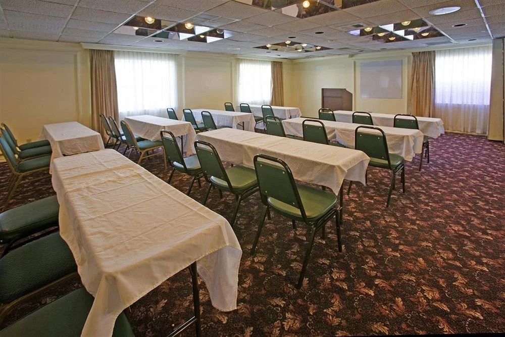 America''S Best Value Inn & Suites