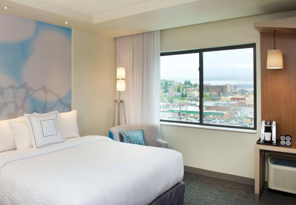 Courtyard by Marriott Seattle Everett Downtown