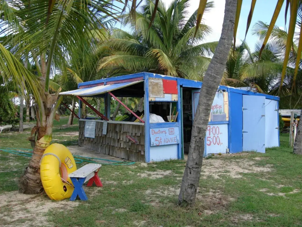 Tamarind Reef Resort Spa & Marina