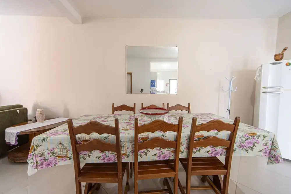 Casa Para 6 Pessoas com Churrasqueira em Peru be