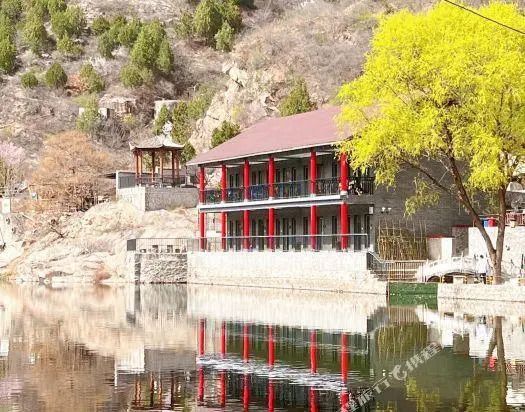 Shuiwan Buluo Resort