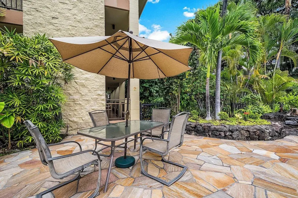 Kalanikai 118 Highly Walkable!
