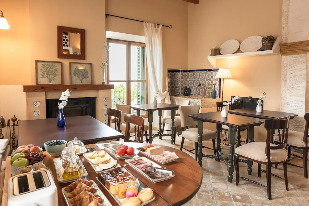 Hotel Rural Ca Mado Paula