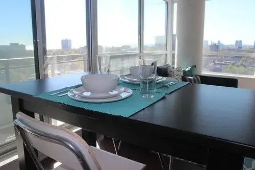 EG Suites - Modern Queen West Condo