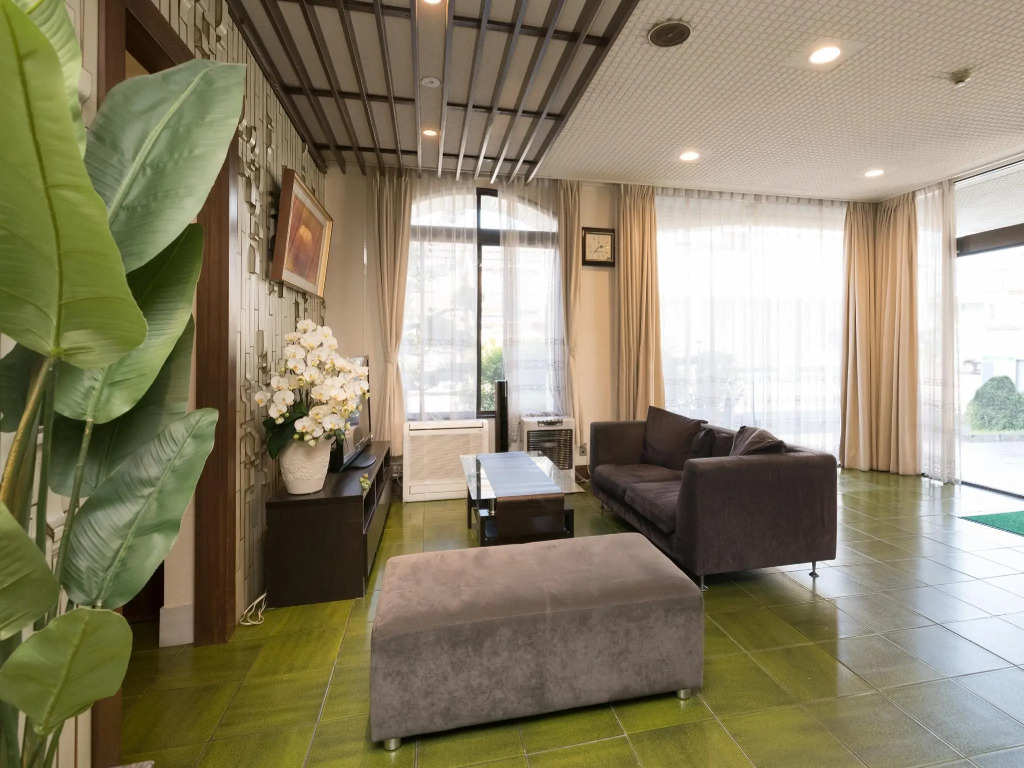 OYO Business Hotel Koyo