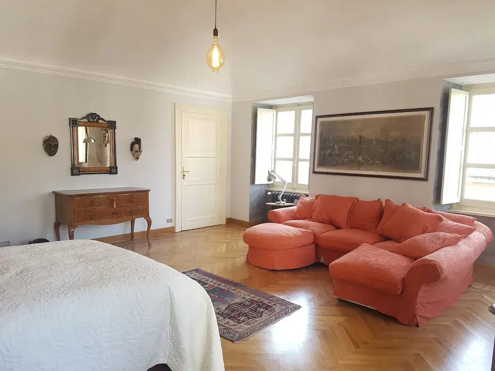 Casa Moore