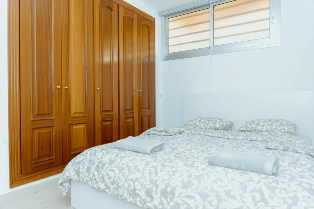 Seaview Splendor 2 Bedroom Modern Comfort