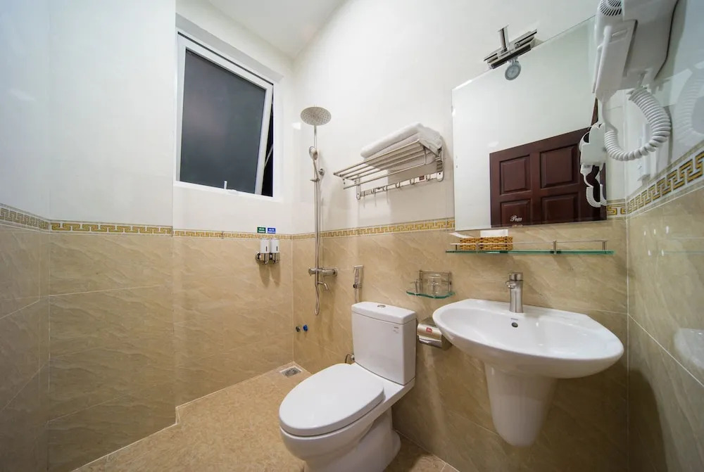 Tommy hotel khe sanh dalat
