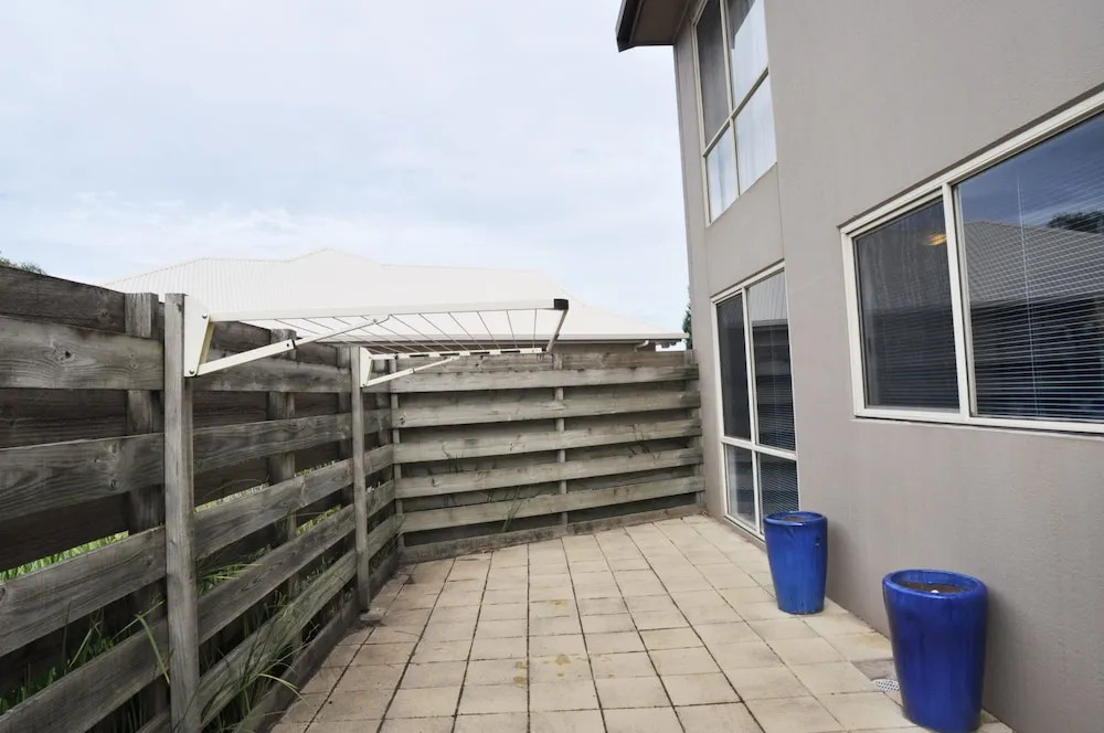The Esplanade 4 - Free Wifi & Foxtel Included