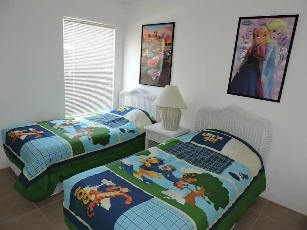 Ref C Luxury 4 Bed Villa on Gated Resort Near Disney