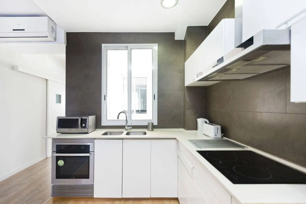 Total Valencia Attics II