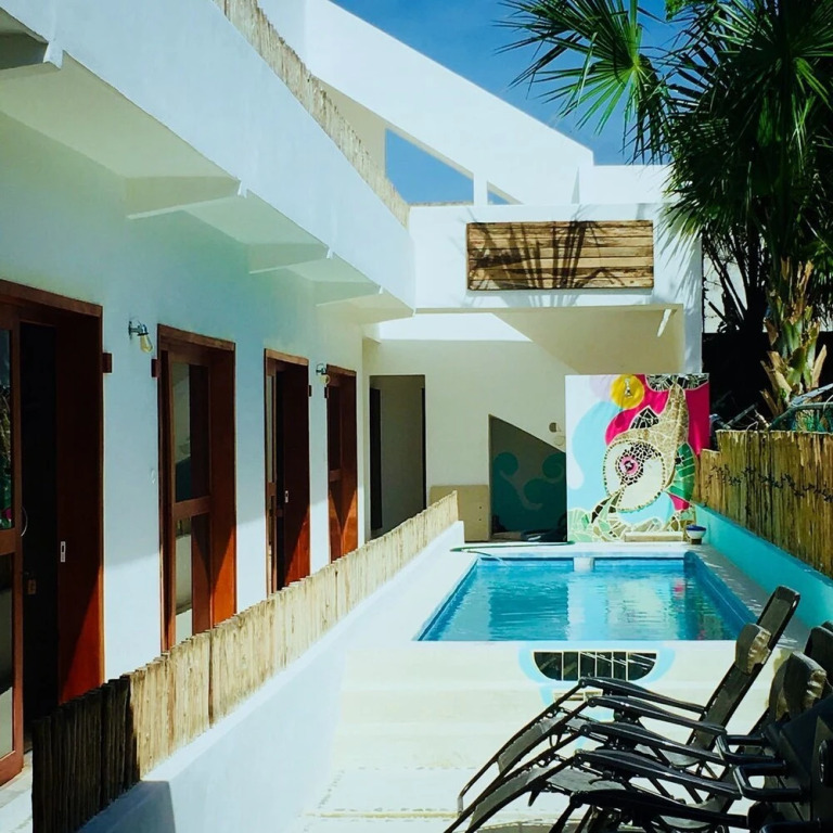 Hotel Lavi