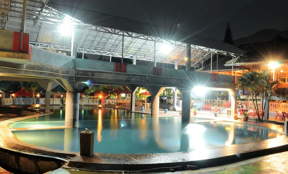 Amazing Beach Resort Palu
