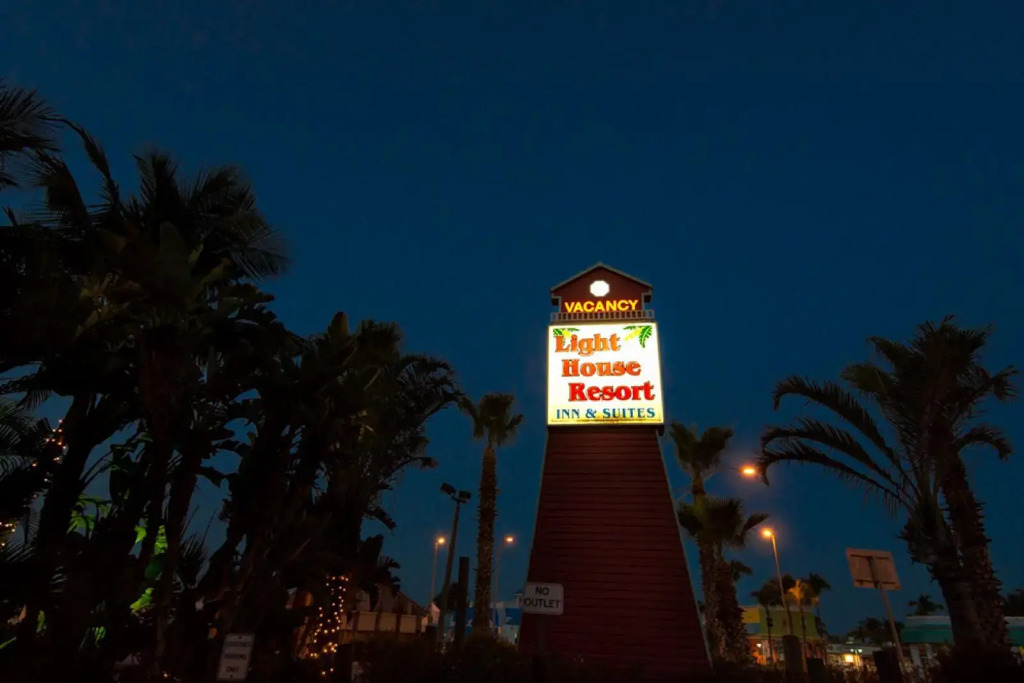 Lighthouse Resort: Inn & Suites