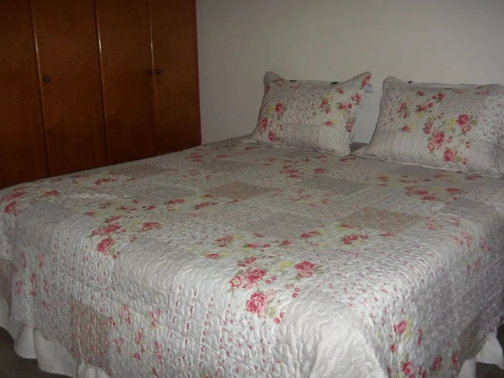 Pousada Familiar Vilage Bed & Breakfast Homestay