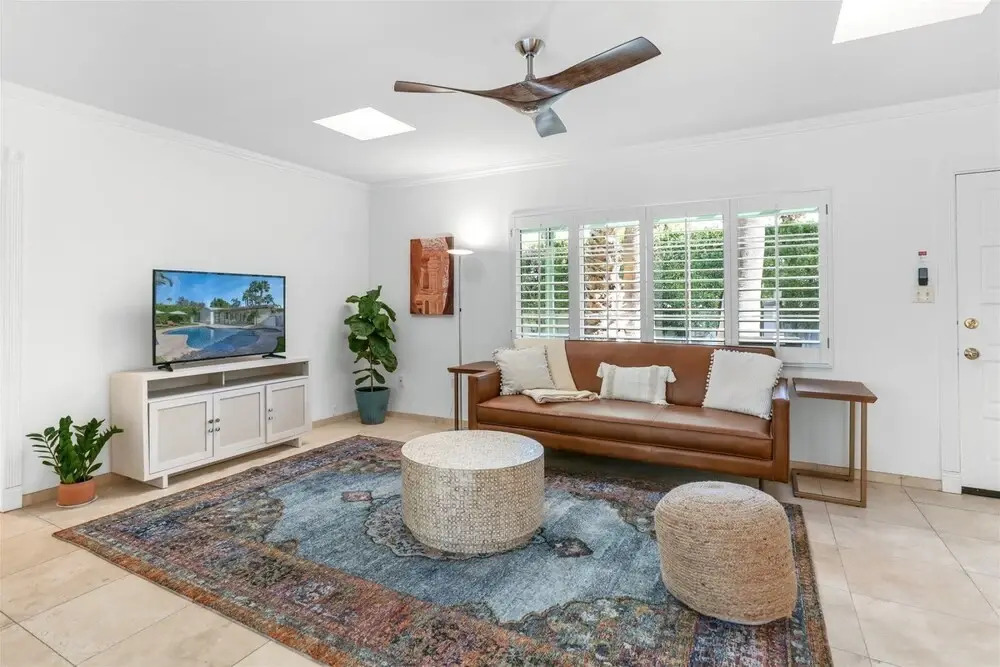 Petite Private Bungalow