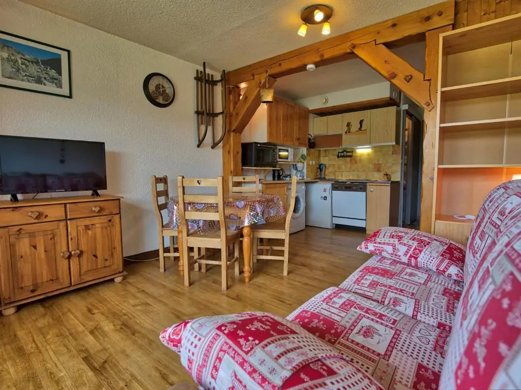 Studio Notre-Dame-de-Bellecombe, 1 pièce, 4 personnes - FR-1-505-83