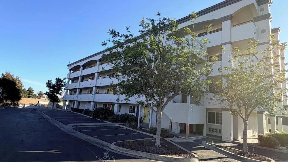 Border Plaza Hotel