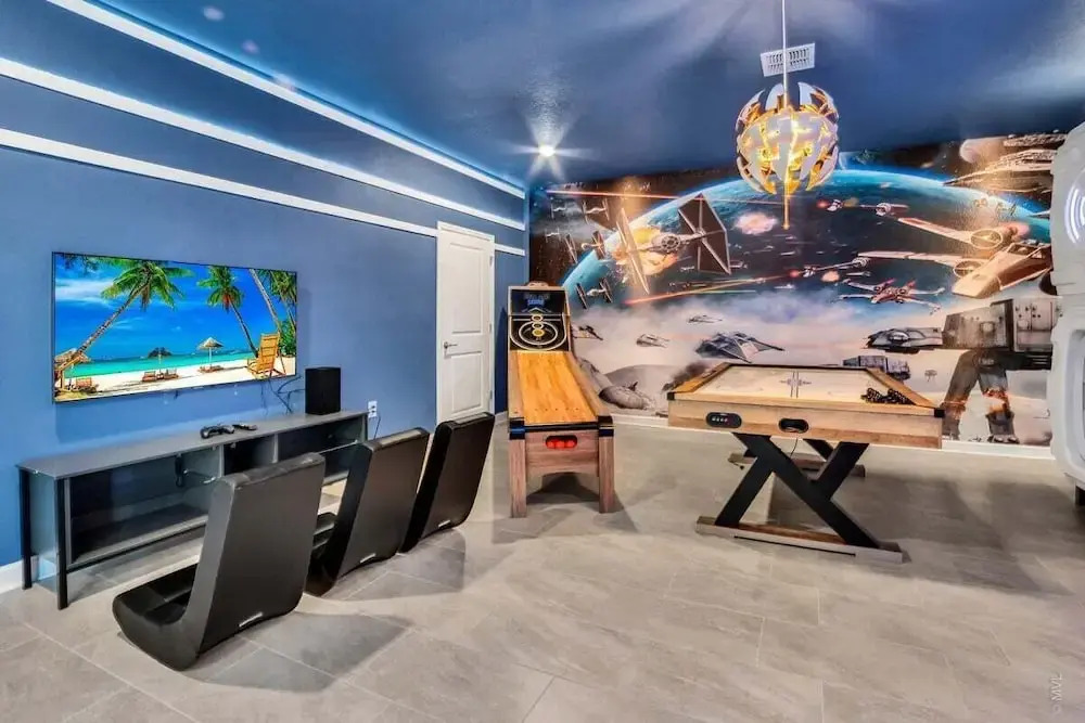 2706ow · Brand New Storey Lake 10 Bedroom Villa With Pool &