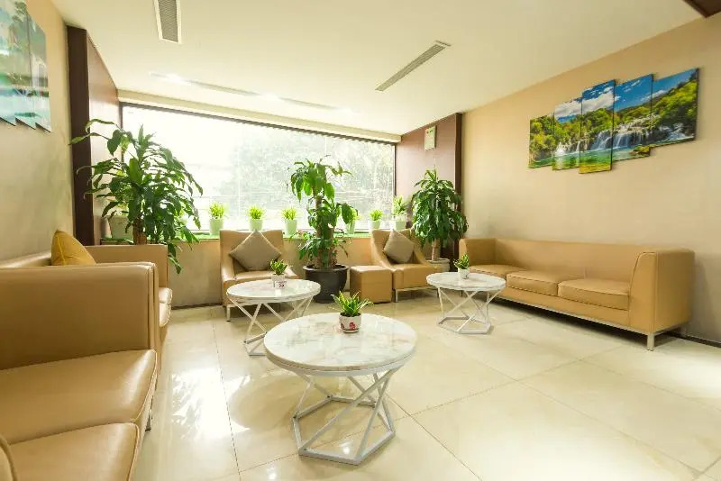 OYO 930 Thang Long Hotel