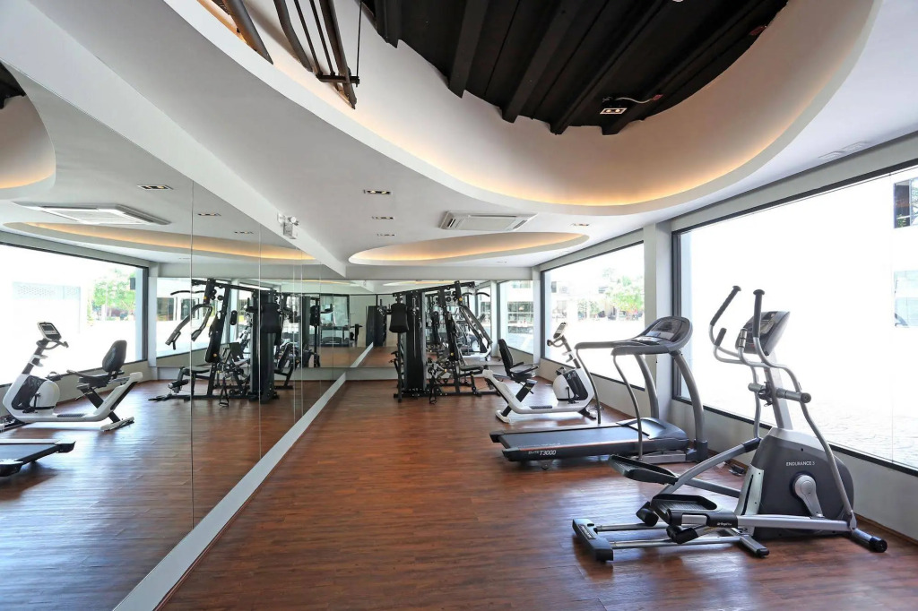S Ratchada Leisure Hotel