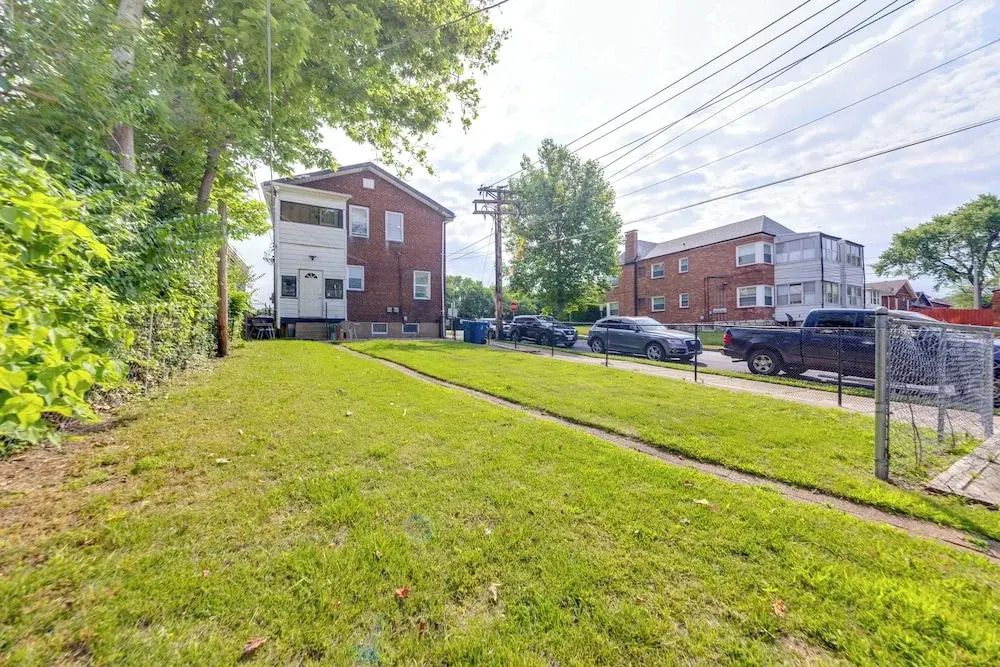 St Louis Vacation Rental ~ 10 Mi to Downtown!