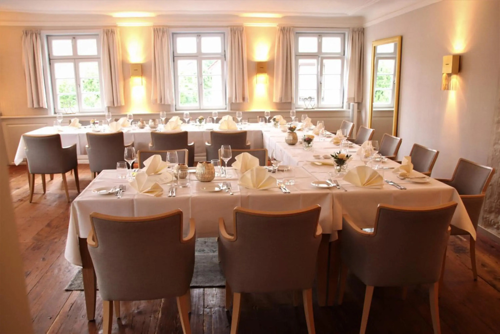 Restaurant & Hotel Einhorn