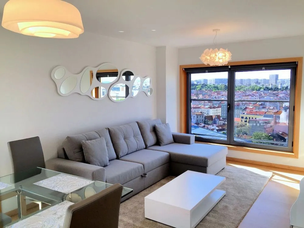 Finest Rentals - Expo Riverside