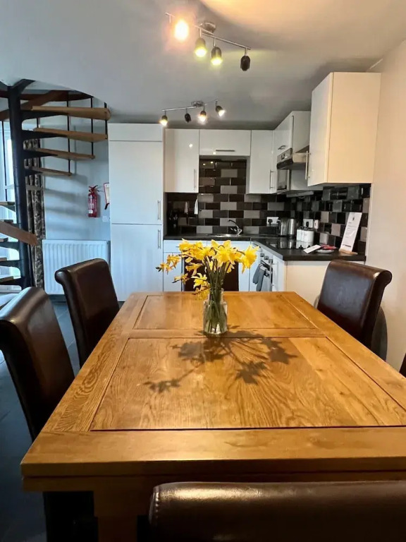 Dolgun Uchaf Historic B&B and Cottages with Boutique Bedrooms In The Heart of Snowdonia