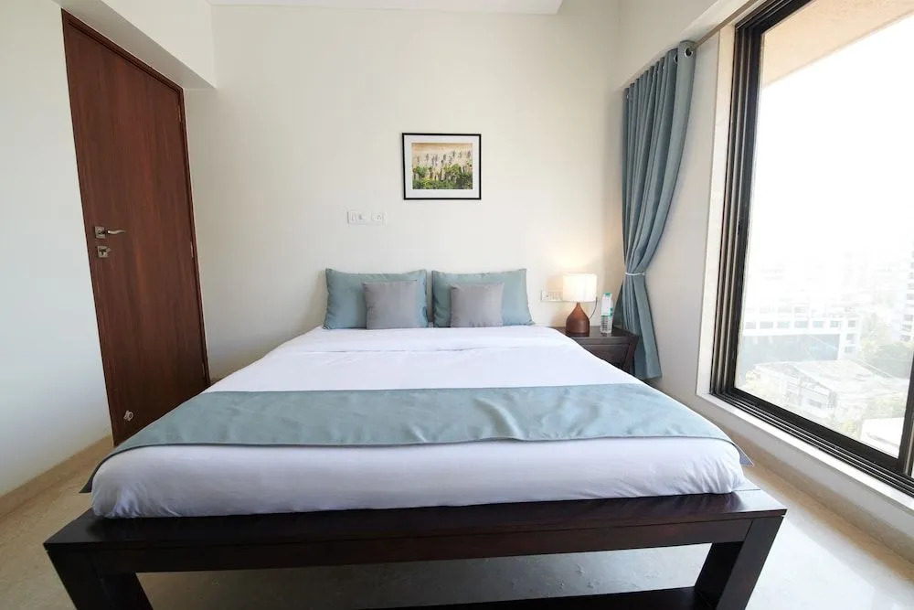 Lux Stay Andheri