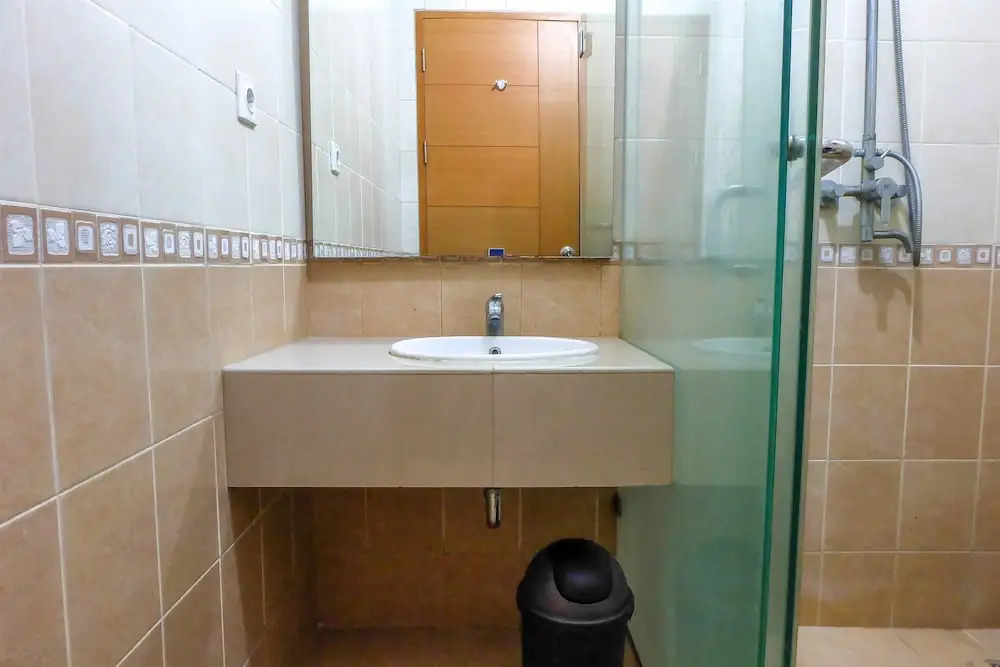 Best Price Hampton's Park Apartment Near Pondok Indah Mall