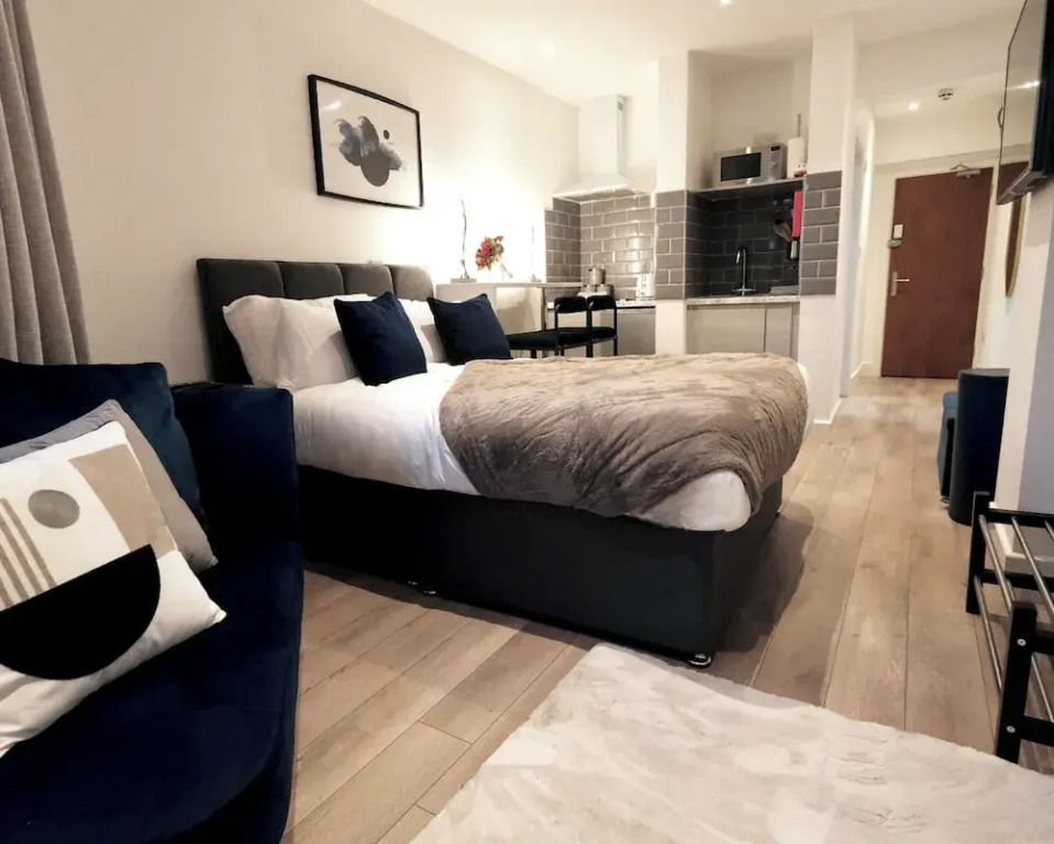 Canal Walk Studio Apartments