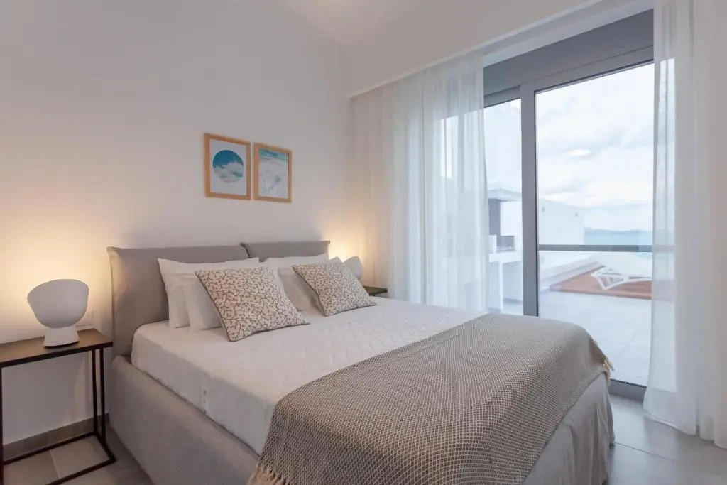 Luxury Sunrise White Villa