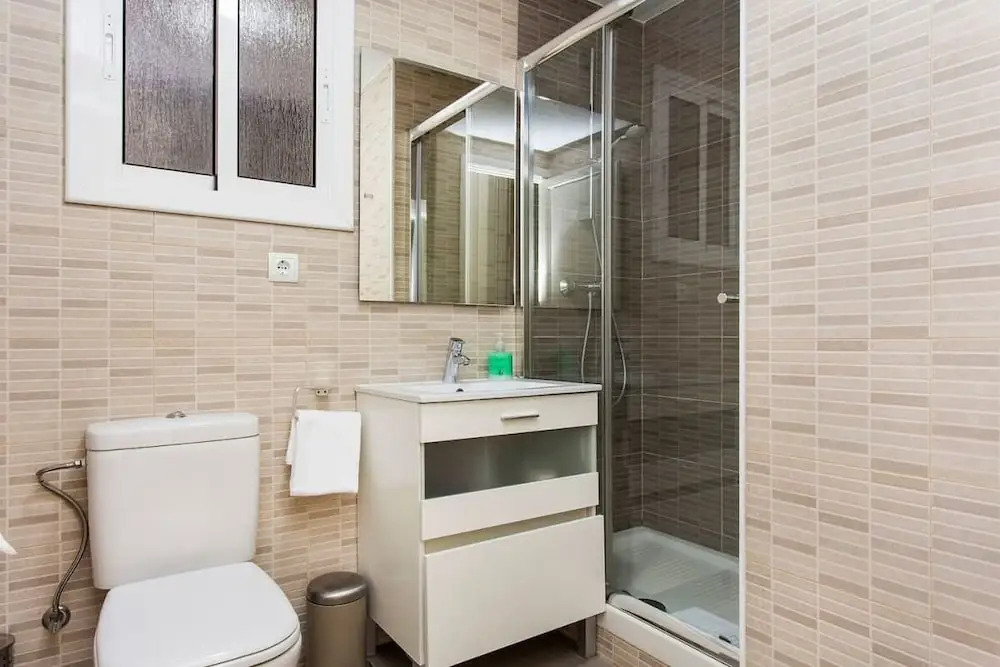 Trendy 3 Bedroom Flat in Central Area