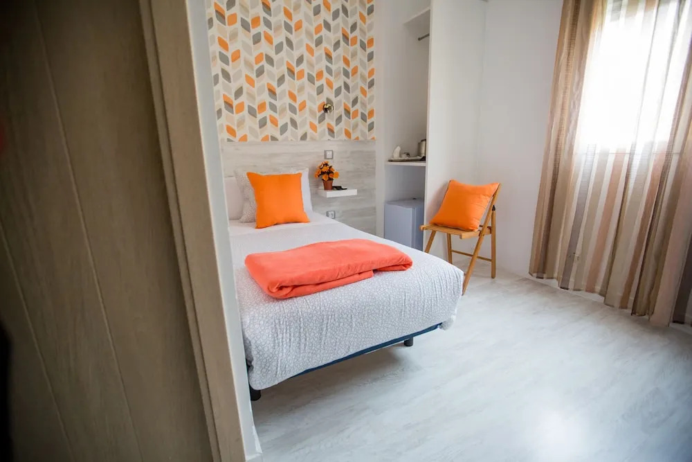Hostal Adis