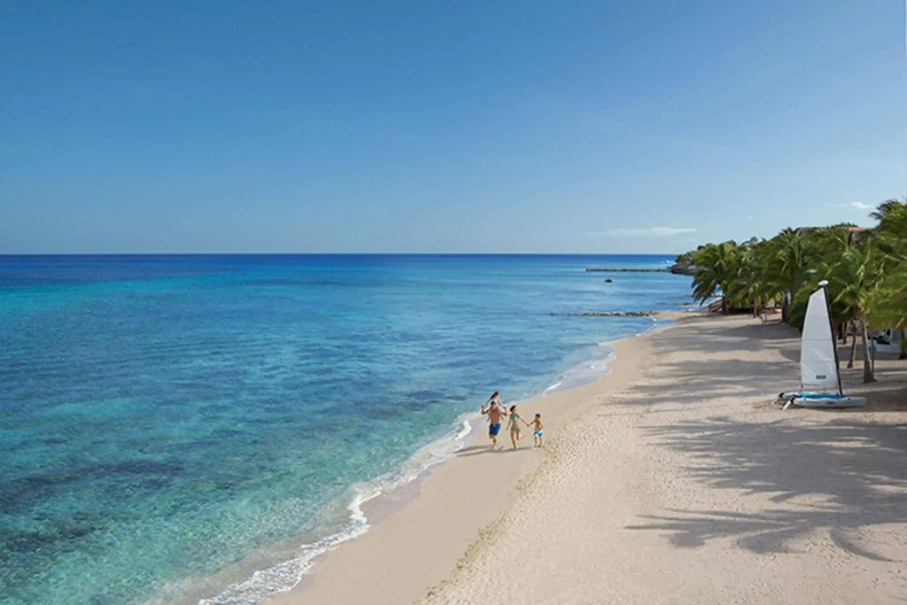 Sunset Beach Resort Spa and Waterpark All-Inclusive