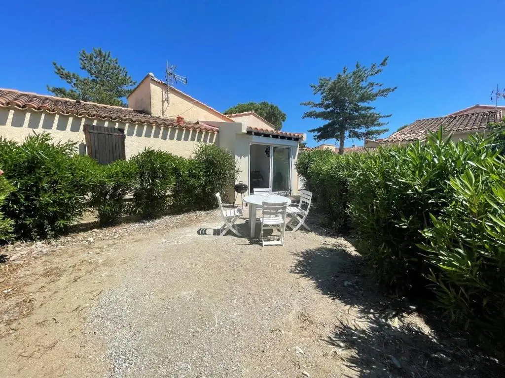 Maison rénovée climatisée, jardin, 4 couchages, à 1000m de la plage, parking privé, Saint-Cyprien - FR-1-225D-160