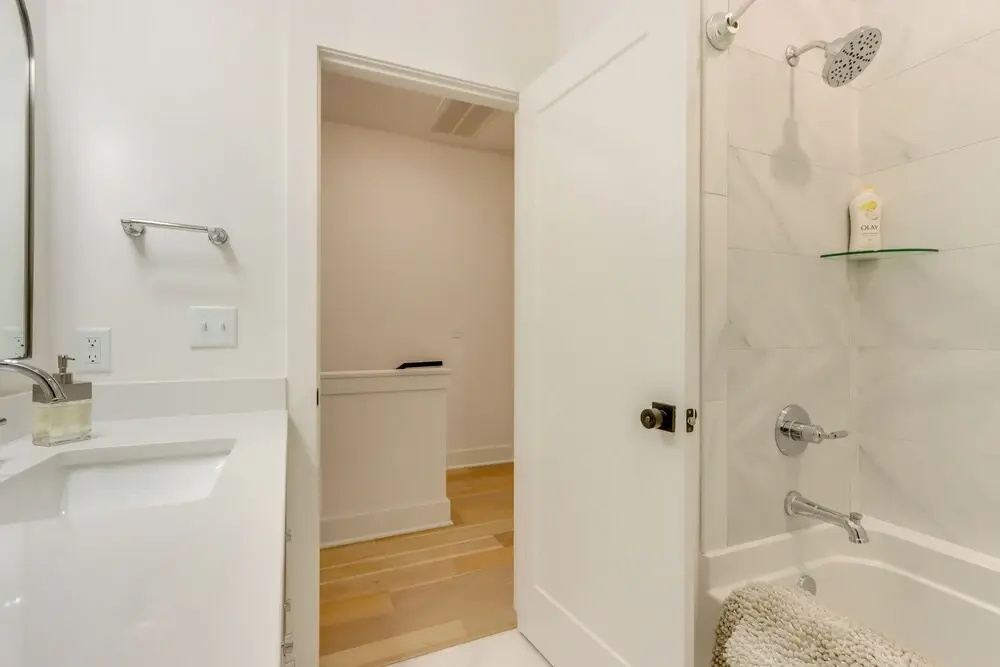Near Downtown: Luxury Townhome in Bentonville!