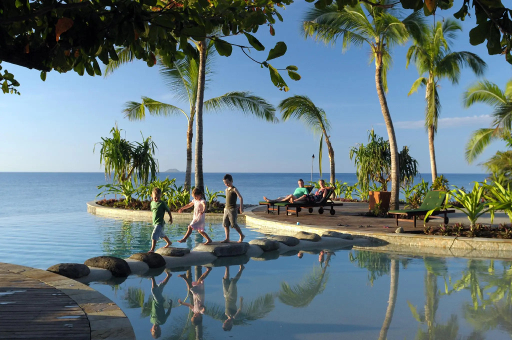 Nakelo Treasure Island Resort & Spa