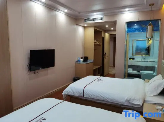 Uncle Yong Hotel